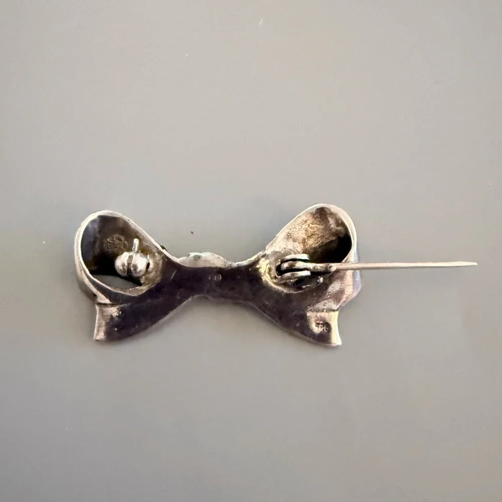 Vintage Bow Tie Marcasite Pin Brooch Sterling Silver 7.8 Grams